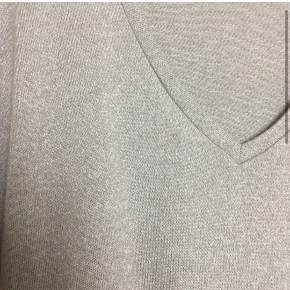 Express High Low V Neck Top Size XS - Picture 2 of 4